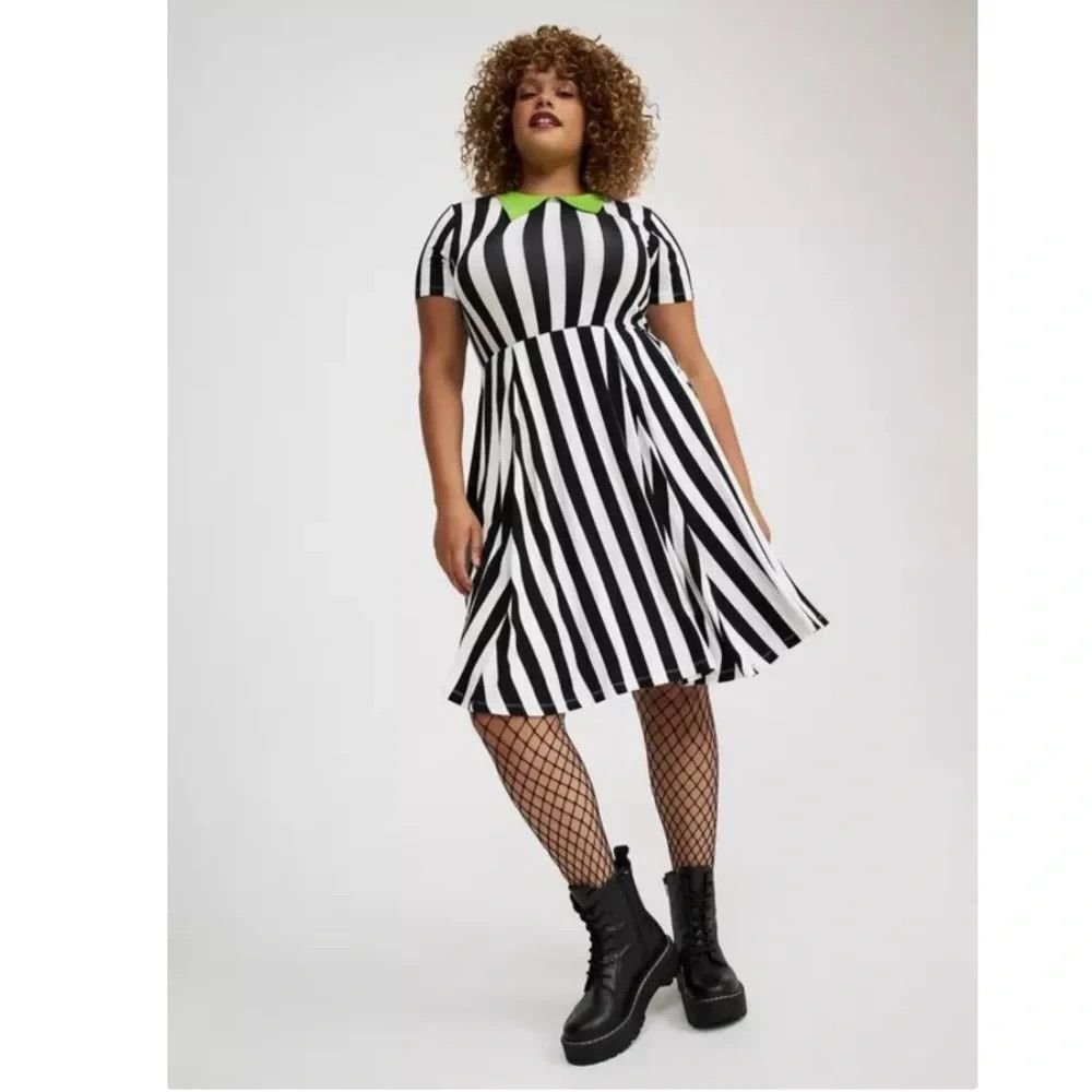 Torrid Plus Size 3 (22/24) Beetlejuice Movie Cosplay Skater Jersey Dress / NWT